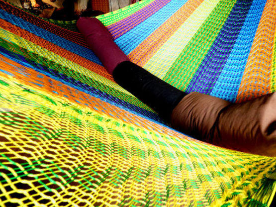 détail tissage hamac mexicain traditionnel en synthétique