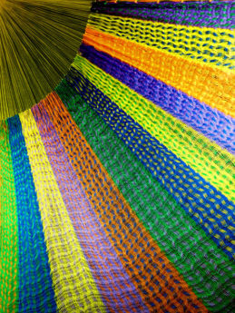 détail tissage hamac mexicain traditionnel en synthétique