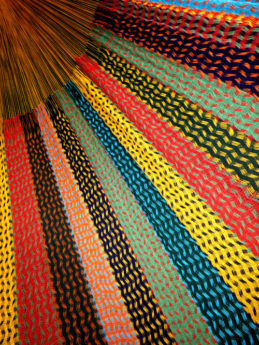 détail tissage hamac mexicain traditionnel filet coton