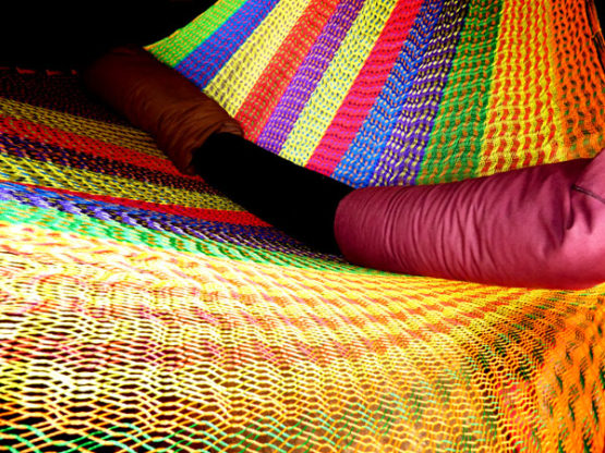 détail tissage hamac mexicain traditionnel en synthétique