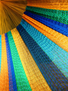 détail hamac mexicain synthétique