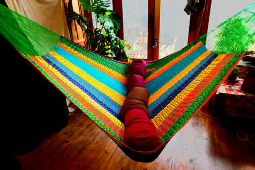 hamac mexicain traditionnel ,tissage coton, suspentes synthétique.